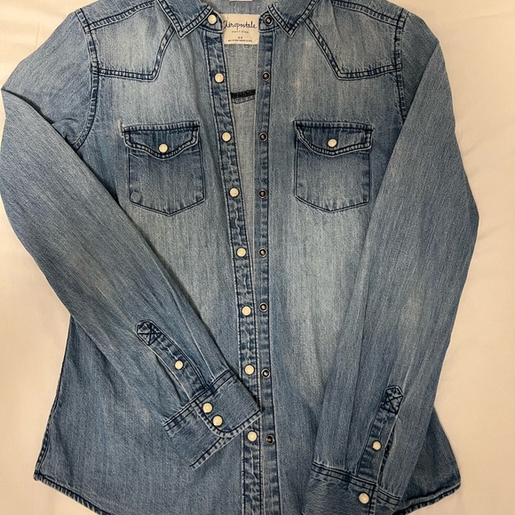 Aeropostale women’s denim shirt - Picture 2 of 6